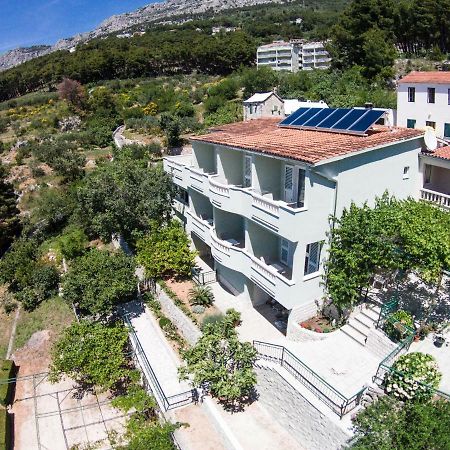 Guesthouse Dominovic Брела Екстериор снимка