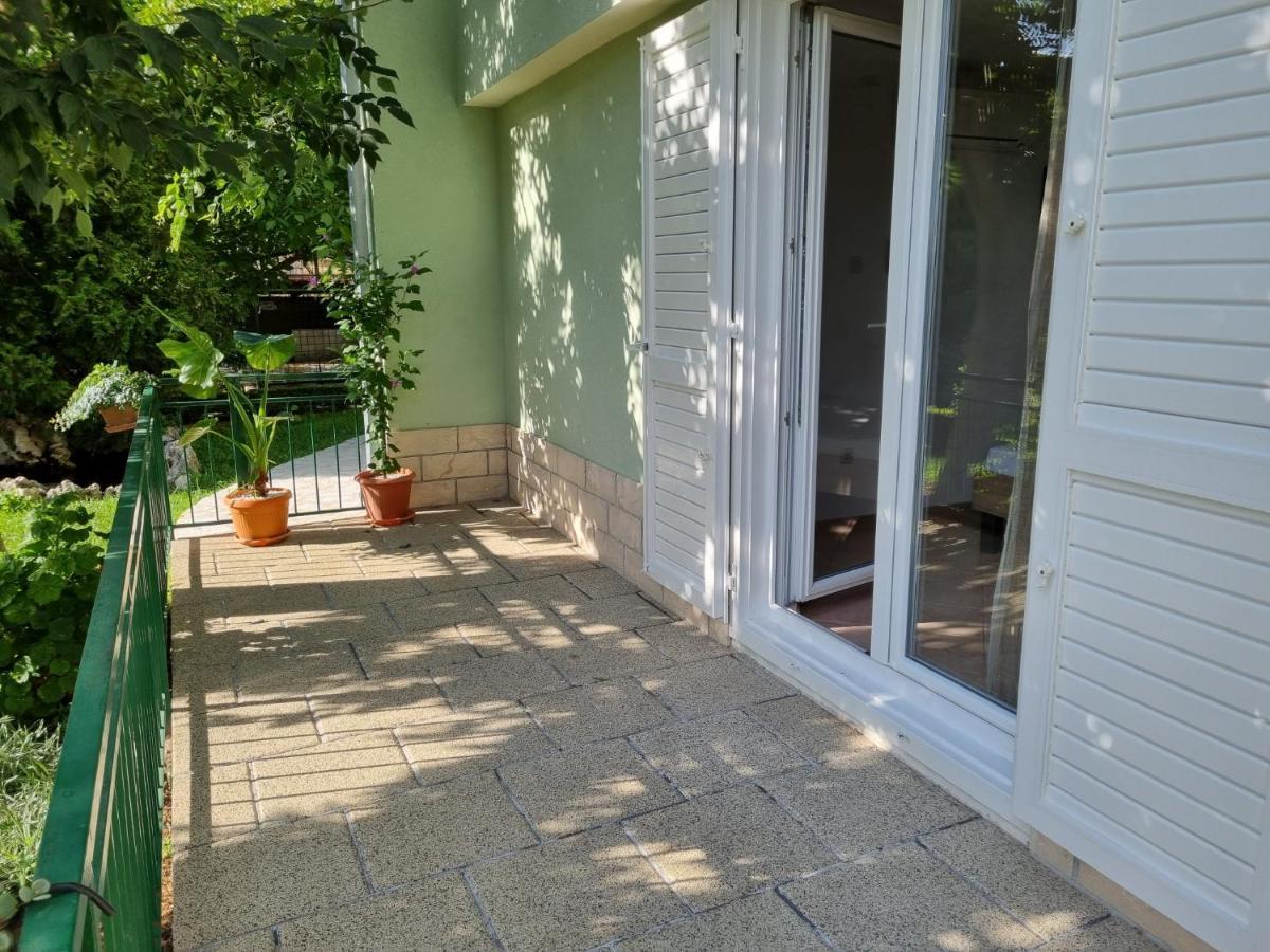 Guesthouse Dominovic Брела Екстериор снимка