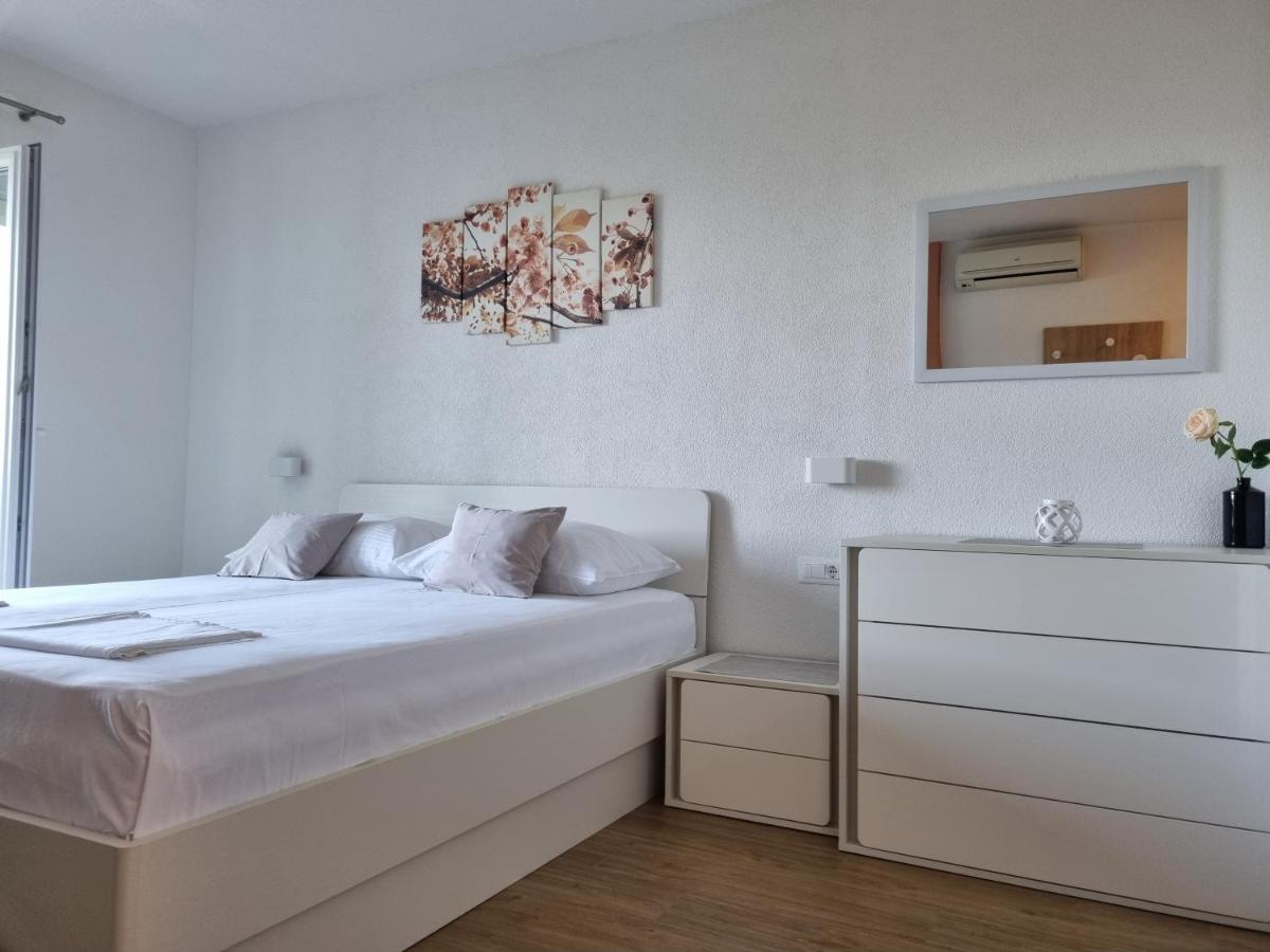 Guesthouse Dominovic Брела Екстериор снимка
