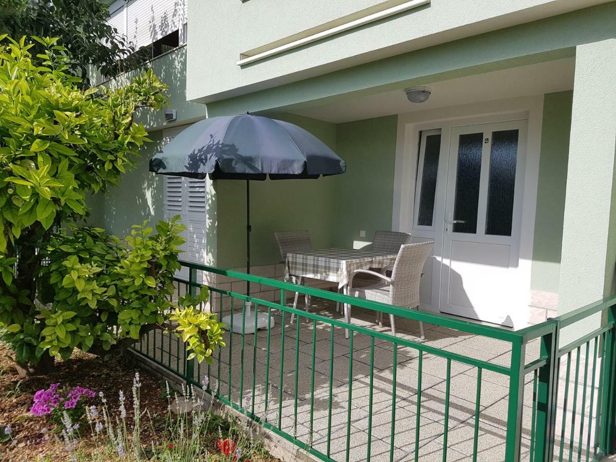 Guesthouse Dominovic Брела Екстериор снимка