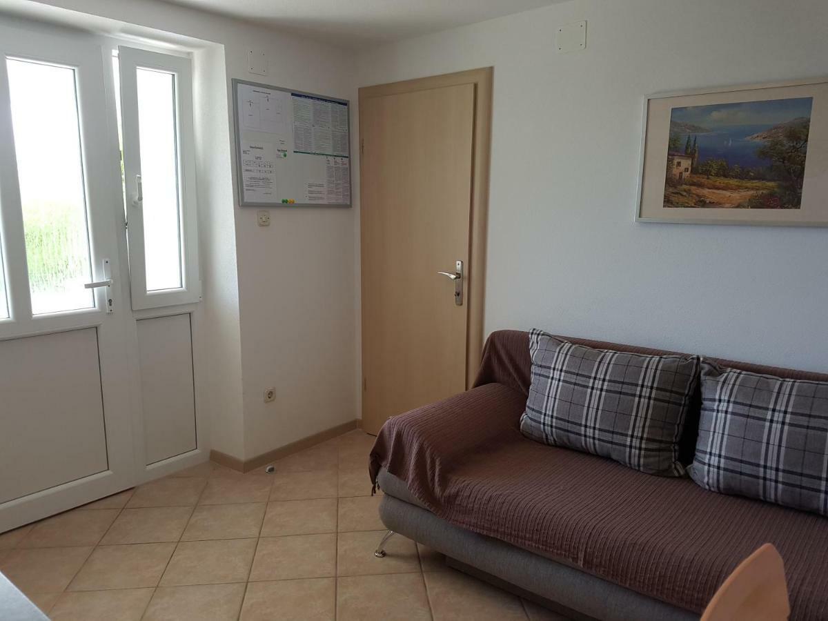 Guesthouse Dominovic Брела Екстериор снимка